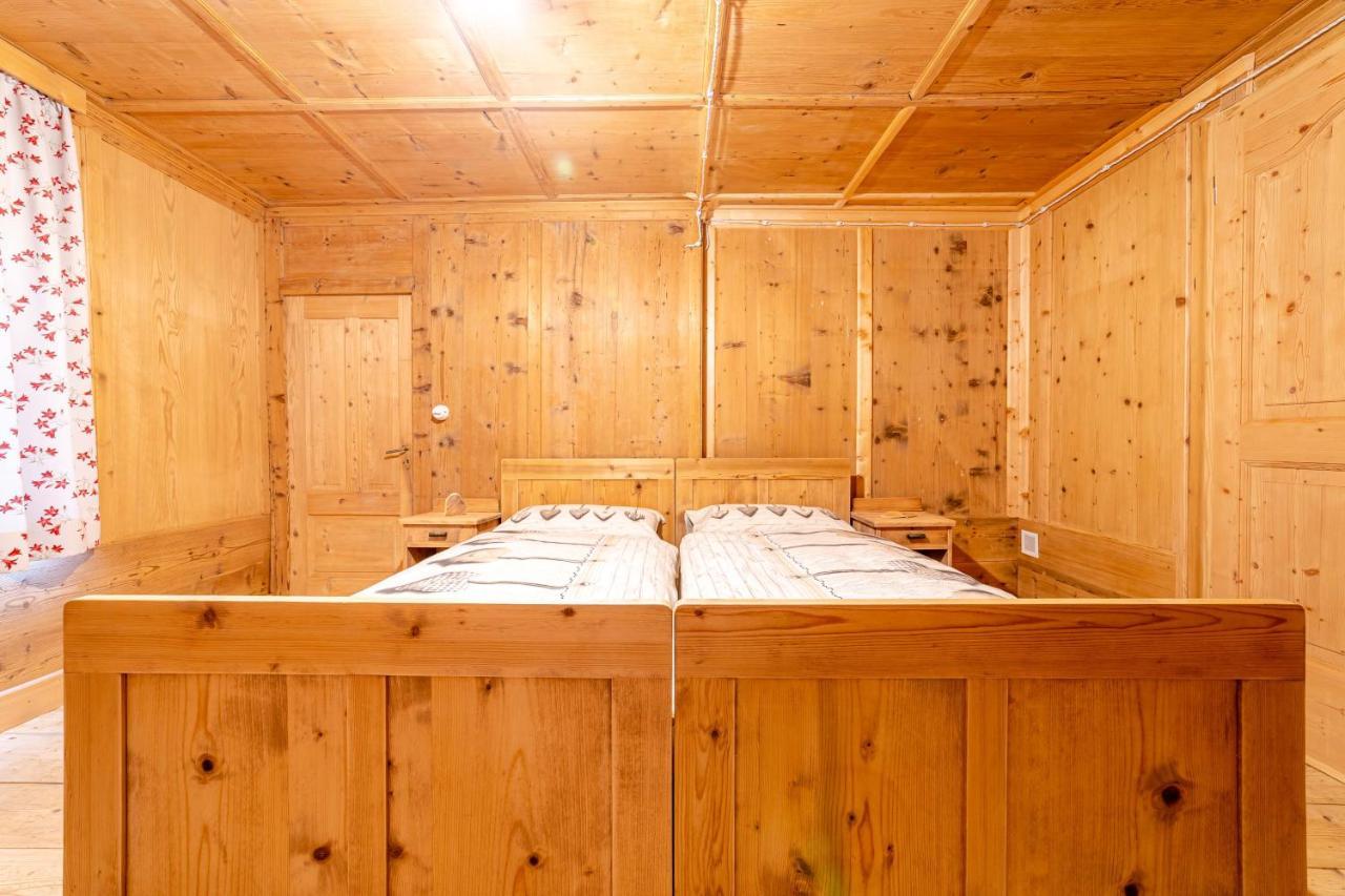 Ospitalita Diffusa Laste Dolomites - Cesa Del Bepo Moro 콜레 산타 루치아 외부 사진